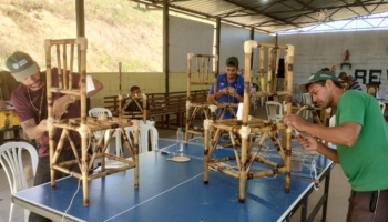 Capacitação: Reviver e Senar oferecem curso de móveis de bambu para os acolhidos